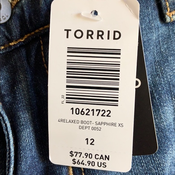 Torrid Relaxed Boot Cut Jeans NWT - Picture 2 of 4